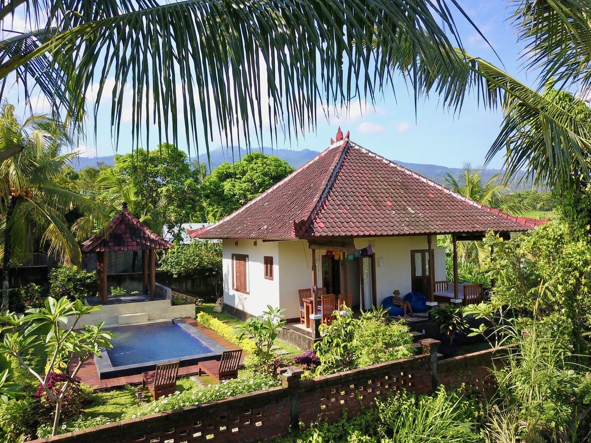 Lafyu Bali Hotel Singaraja  Exterior photo